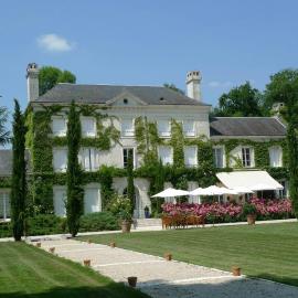 L' HERISSAUDIERE-GRAND GITE, hotell sihtkohas Pernay
