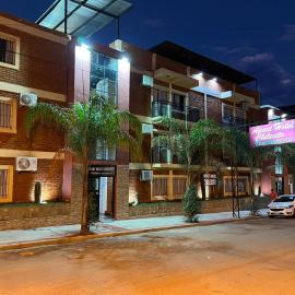Apart Hotel Chilecito, хотел в Чилесито