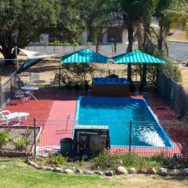 Colonial Inn Motel