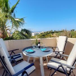 Cozy Apartment In Mijas With Swimming Pool, hotel in Mijas