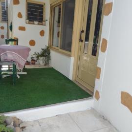 Fay's House, hotel din Mesargos