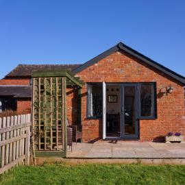 Cwm Lodge, an idyllic retreat in the heart of Herefordshire!, хотел в Херфорд