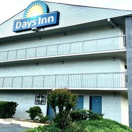 Days Inn by Wyndham Charlotte Northlake, hotel in Charlotte