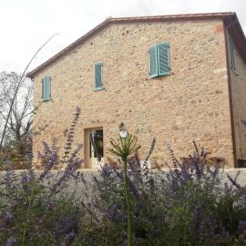 Podere Stabbiatelli, хотел в Montenero