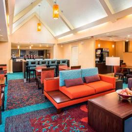 Residence Inn Topeka, hotel di Topeka