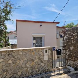 House Petra 1