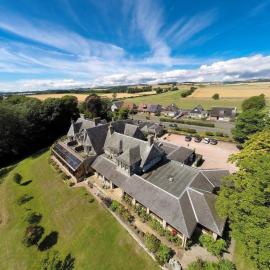 Old Manor Hotel, hotel di Lundin Links