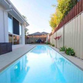 Sandstone Point Luxury 5 bedroom Home