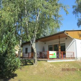 Komfortables Ferienhaus am Zeulenrodaer Meer, hotel i Stelzendorf