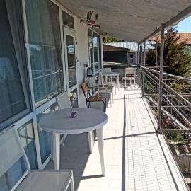 Мансарда с террасою, вид на море, hotel din Fontanka
