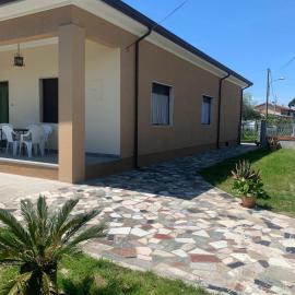 Ca' Fontanini, hotel en Luni