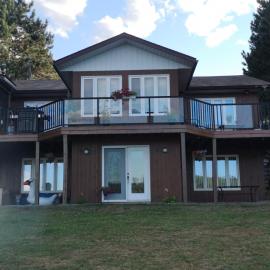 Peaceful restful & fun on the water, hotel en Golden Lake