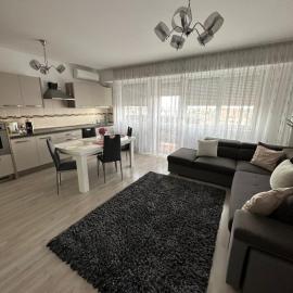 Class DeLuxe Apartments, hotel in Oradea