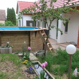 Müllers Wellness Ferienhaus: Döbrököz şehrinde bir otel