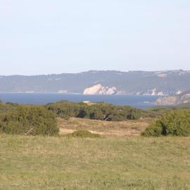 SKY SHIP 2 Luxury Off-Grid Eco Accommodation, hotel in Cape Otway