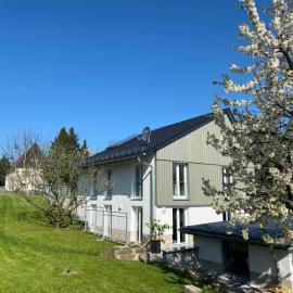 Ferienhaus „Am Sandstein“, hotel in Papstdorf