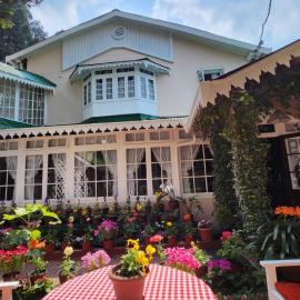 Ivanhoe Hotel (A Heritage Property), khách sạn ở Darjeeling