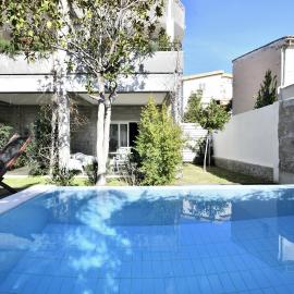 Loft incantevole con piscina, hotel en Tortolì