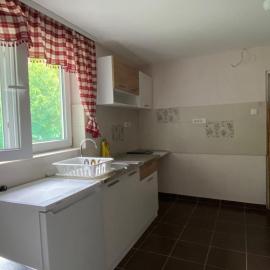Apartman Ema, hotel en Ruma