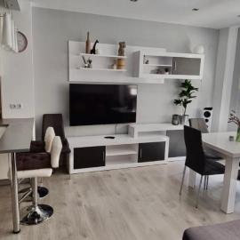 Cosy and Modern Puerto de Sagunto Holiday Flat, hotel in Puerto de Sagunto