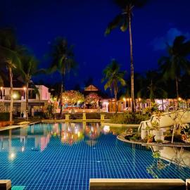 Palm Galleria Resort