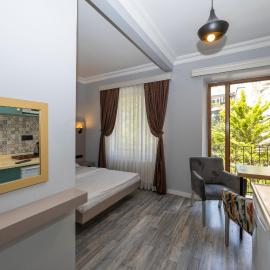 Cirrus Suites