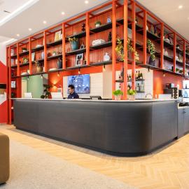 B&B HOTEL Mechelen, hótel í Mechelen