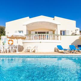 Villa SOL, hotel in Son Bou