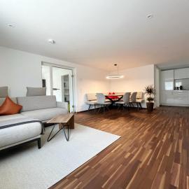 Ferienwohnung Hingucker، فندق في تشاغنز