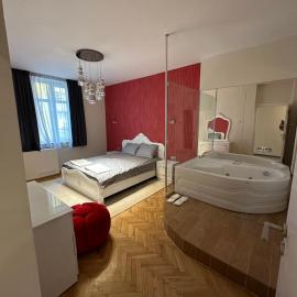 Lux apartments Top center, хотел в София