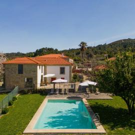 Casas de Vila Pouca, hotel in Mondim de Basto