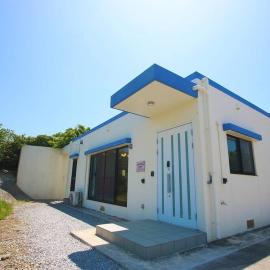 屋我地島 平屋1棟貸し BBQ可 最大8名 古宇利島まで車7分 ファミリにーにおすすめ Marilyn house sumuide、名護市のホテル