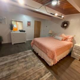 Spacious lower level living all for you!, Hotel in Corvallis
