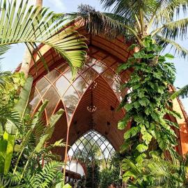 Tropical Temple Siargao Resort, hotel u gradu 'General Luna'