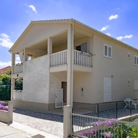 Apartments Juliet, hotel in Orebić