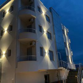 AL Hotel