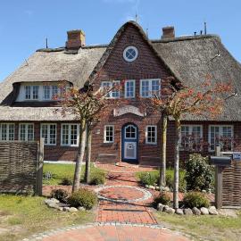Friesenhof, Haus Hafis, Whg 9, hotel in Nebel