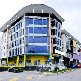 OYO 714 Arina Hotel, hotelli kohteessa Bangi