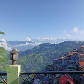 Dew Drops Guest House, hotel in Darjeeling