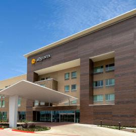 La Quinta Inn & Suites by Wyndham Round Rock near Kalahari, hotel en Round Rock