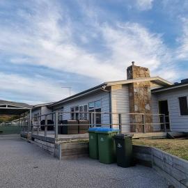 Coastal family beach stay 400m from the beach