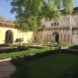 DEEPPURA GARH, hotel en Sīkar