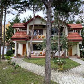 Hotel Garden Villa ARDO, Hotel in Golem