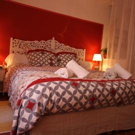 Studio le coquelicot by les toits de cocagne، فندق في كوتيغانس