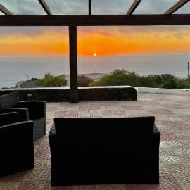 Waterfront Villa, hotel in Pantelleria