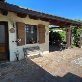 Casa Vacanza Lucia-Villa Manin Passariano, hotell i Passariano