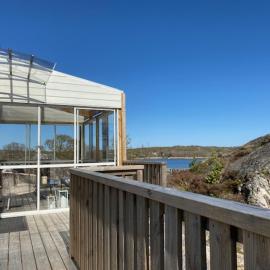 Mycket trevlig stuga på Brännö med havsutsikt, hotel in Brännö