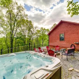 Bryson City Vacation Rental - Hot Tub & Lake Views