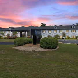 Viesnīca Blue Water Inn & Suites BW Signature Collection pilsētā Norttopseilbīča
