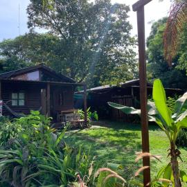 Los Bananos - Wood Cabin Iguazú – hotel w mieście Puerto Iguazú